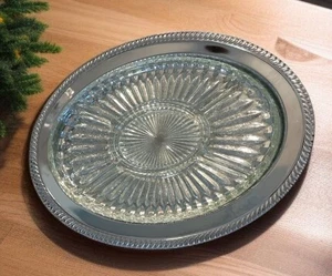 VINTAGE OVAL SILVER PLATTER 16” x 11.5” & Pressed Glass 5 Section Insert Server - Picture 1 of 7