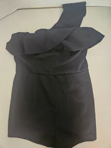 Mameluco Lulus Charming Captivation negro con un hombro con volantes mediano - Imagen 1 de 3