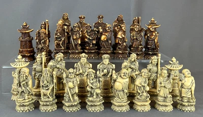 Nigri Hand-Carved Chinese ‘Cinese’ MING EMPIRE Chess Figures Made in Italy - Image 1 of 4