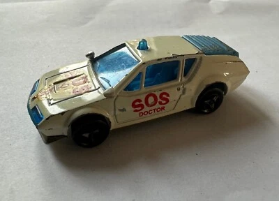 Coche Médico Majorette Nº264 Alpine A310 SOS Francia Foto 1 de 4