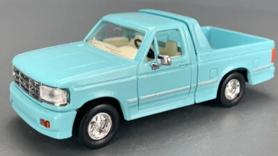 1/43 Signature Models Diecast 1995 Ford F-150 Shortbox Truck Blue D0734 LZ - Image 1 of 4