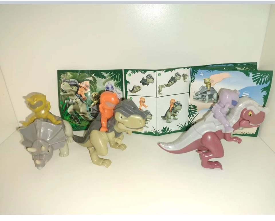 COMPLETE SET DINOSAURIOS MAXI KINDER  ARGENTINA /BRASIL 2023 KINDER SURPRISE - Image 1 of 1