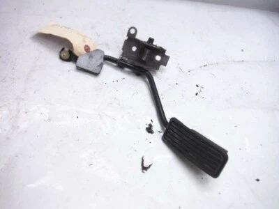 2004 Honda Element LX A/T CONJUNTO DE PEDAL DE COMBUSTÍVEL GASOLINA FABRICANTE DE EQUIPAMENTO ORIGINAL 2003 2005 2006 2007 - Imagem 1 de 4