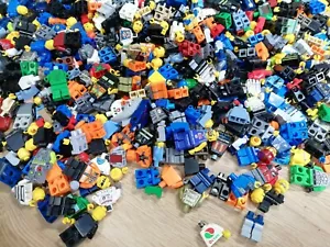 LEGO CITY Minifigure Mix Parts Pack (x20 Figs per order + accessories) - Picture 1 of 6