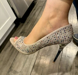 New INC International Concepts Jema2 Beige Peep Toe Rhinestone Heels Size 7.5 - Picture 1 of 13