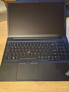 Lenovo ThinkPad E15 Gen 3 - 15.6" / 256GB_SSD / Ryzen_5_5500U / 16GB_RAM / Win11 - Bild 1 von 9