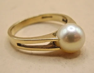 Vintage 9k Yellow Gold Pearl Solitaire Cocktail Ring Midcentury Modern Size O - Picture 1 of 6