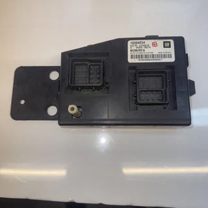 Chevy Colorado GMC Canyon Hummer H3 2004-2007 BCM Body Control Module 10394234 - Picture 1 of 8