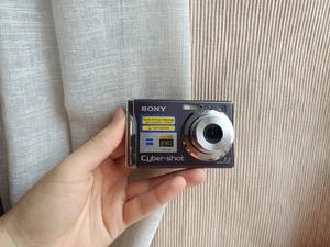 🔥Sony Cyber-shot DSC-W80 Black 7.2MP digital compact camera🔥WORKing FULL set🔥 - Picture 1 of 7