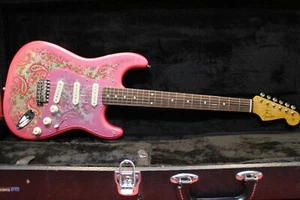 Open Box Fender Japan Traditional 60s Stratocaster Pink Paisley GT397 250307 - Picture 1 of 24