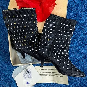 MADONNA DESPERATELY SEEKING SUSAN BOOTS 1985 w/ TOWN & COUNTRY BOX NEVER WORN - Picture 1 of 15