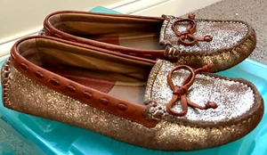 Trask Women's Loafers Size 8 M Shimmer Driving Moccasin Gold Brown Bow Demi - Picture 1 of 5