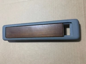 1988 RANGE ROVER CLASSIC INTERIOR DOOR HANDLE LH REAR WOOD TRIM OEM - Picture 1 of 8