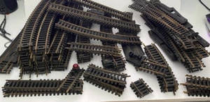 Atlas HO Scale Train Snap Track Lot of 100 Pcs Made In Austria - Picture 1 of 6