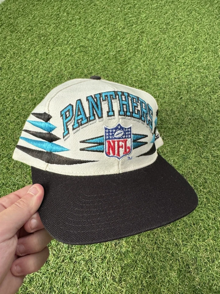 Sombrero Deportivo Vintage Años 90 Carolina Panthers Corte Diamante Logo NFL Foto 1 de 3
