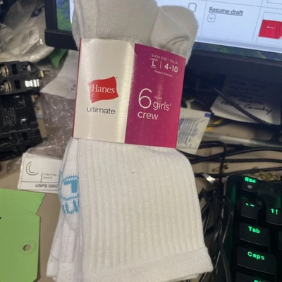 Hanes Ultimate White 6 Pack Crew Socks Girls Size large 4-10 - Image 1 of 2