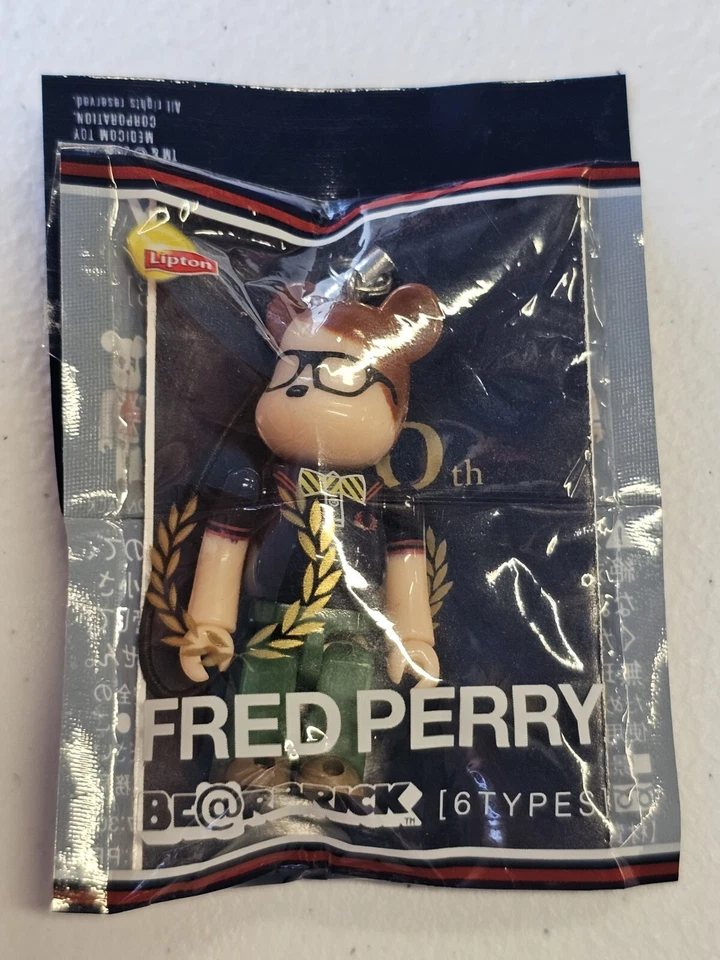 Fred Perry Bearbrick Medicom 70% Correa PREPPY Lipton Smart Times 2012 Foto 1 de 2