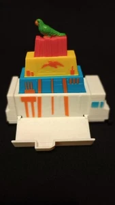 Vintage 1998 Subway Dreamworks Paulie Parrot 3" Toy Bus - Picture 1 of 5