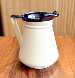 MOUNTAINSIDE STONEWARE Vintage Jug Pitcher Sandstone/Cobalt Blue 1982 Japan - Picture 1 of 10