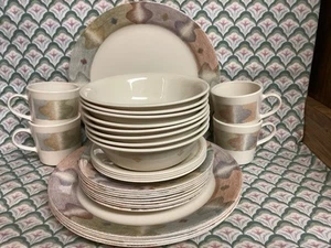 29pc Corelle MIRAGE Dinner 5 Dessert 8 Cereal Bowl 8 Cup 4 Saucer 4 EUC +2 Bonus - Picture 1 of 9