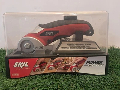 Skil Power Cutter Cordless 2352 Versatile Micro Saw Auto Sharp - Image 1 of 4