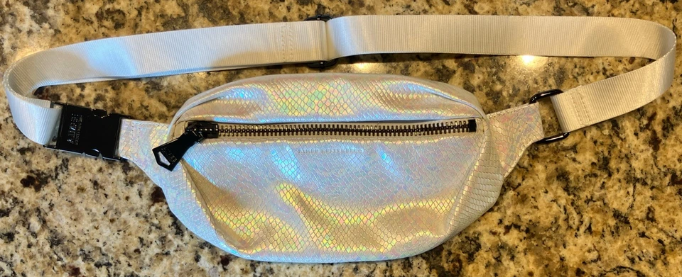 Bolso Cinturón Aimee Kestenberg Cuero Convertible Milán Blanco Holograma Textura Serpiente Foto 1 de 4