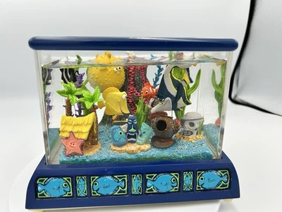 Globo de nieve Disney Finding Nemo acuario pecera globo de nieve Foto 1 de 4