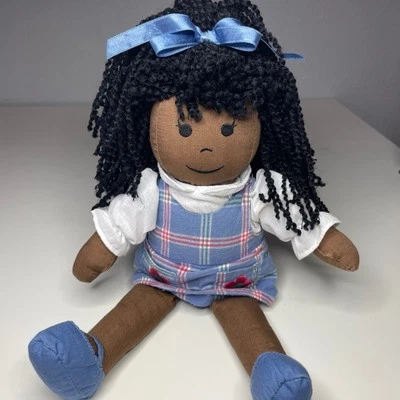 Boneca Vintage Baby Gap Girl Fio Preto Cabelo Azul Denim Vestido Flor - Sem Etiquetas - Imagem 1 de 4