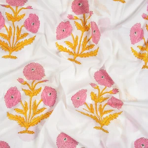 Tela de costura floral amapola estampada a mano de algodón organinc de 2,5 yardas - Imagen 1 de 9