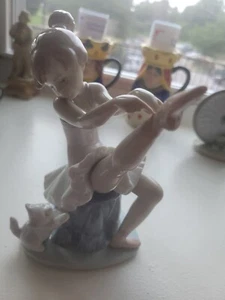 LLADRO FIGURINE~TUESDAY'S CHILD~06014~6.25" X 4"~1993-1998~RETIRED~ORIG BOX - Picture 1 of 7