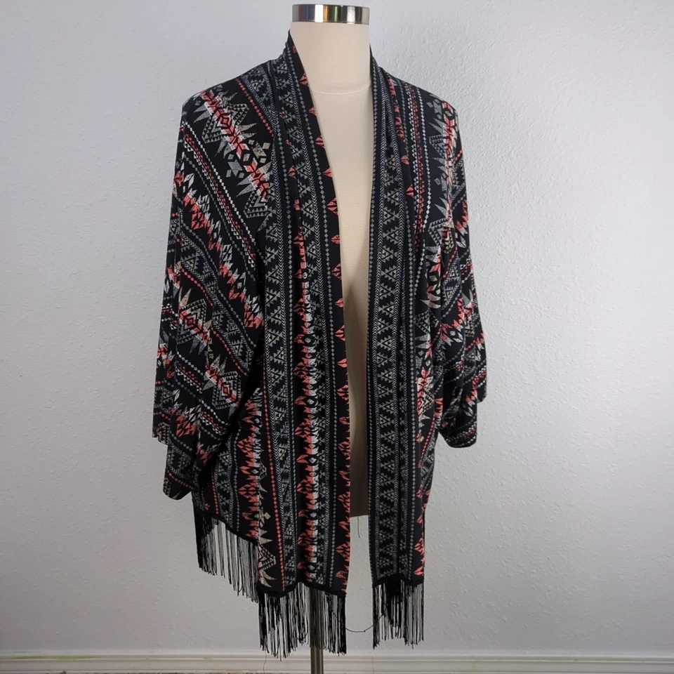 Suéter Cárdigan French Laundry Frente Abierto 3X Negro Azteca Flecos Dobladillo Foto 1 de 4