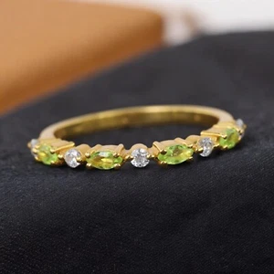 925 Sterling Silver 4x2 mm Marquise Shape Natural Peridot Ring Cubic Zirconia - Picture 1 of 4