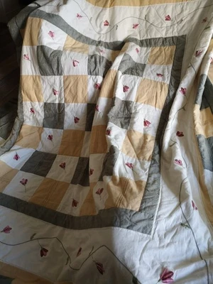 Edredón grande de retazos pesados flores de terciopelo 94 pulgadas x 102 pulgadas - Imagen 1 de 4