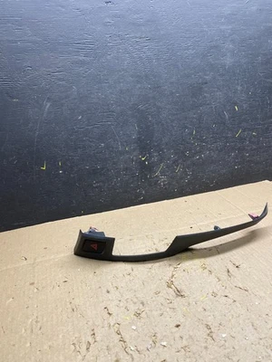 Toyota Yaris HB 2007-2011 borde izquierdo izquierdo bisel panel tablero central U5159 DG Foto 1 de 4