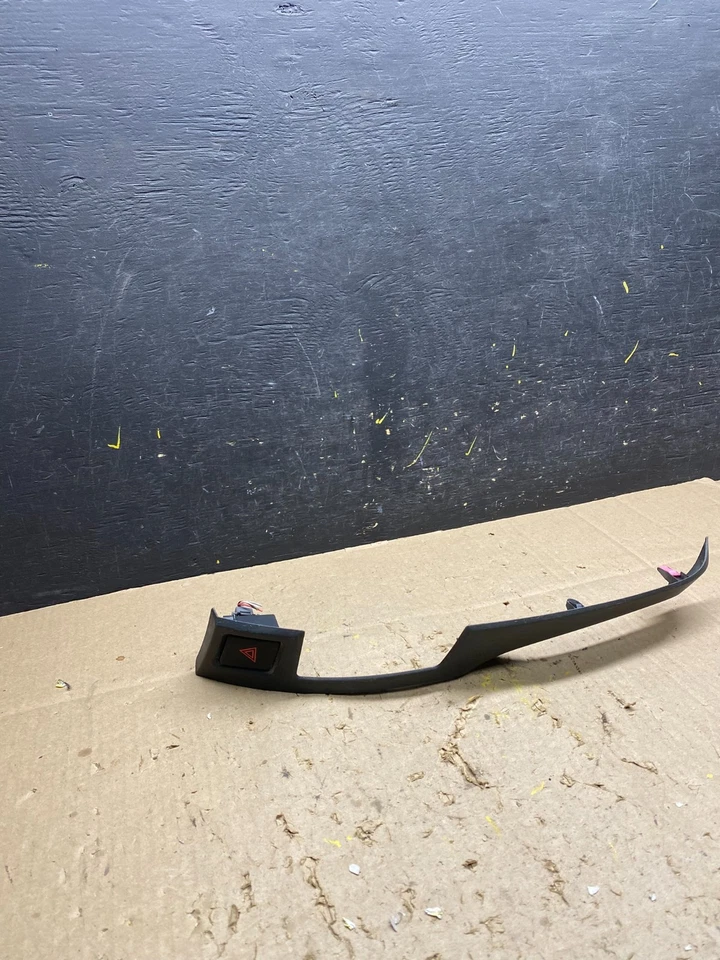 Toyota Yaris HB 2007-2011 borde izquierdo izquierdo bisel panel tablero central U5159 DG Foto 1 de 4