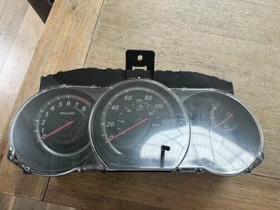 Speedometer Cluster MPH Without CVT With ABS Fits 10-11 VERSA MILES 226,246 - Image 1 of 4