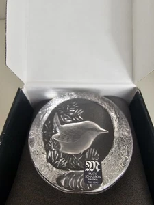 Vintage Mats Jonasson Signed Crystal Bird Wren Paperweight - Wren 99203 7x7.5cm - Picture 1 of 8