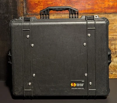 鹈鹕 1600 保护存储盒防水带端口插头电源插座 — 第 1/4 张图片