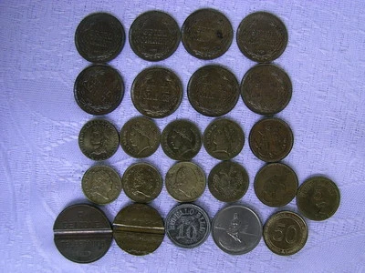 24 SPIEL MARKEN - JETONS - RECHENPFENNIG UM 1900 - Bild 1 von 4