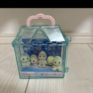 Sylvanian Families Fairy Tale Fairies Set of 5 Calico Critters with Case - Picture 1 of 1