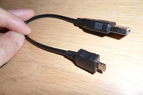 SHORT Micro USB Data Charger Lead Cord Cable For HTC ONE X , S , XL PC SYNC - Image 1 of 1