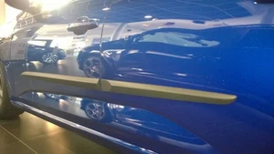 Renault Megane 4 hb. Molduras de protección lateral/protector de puerta/tiras de frotar - Imagen 1 de 6