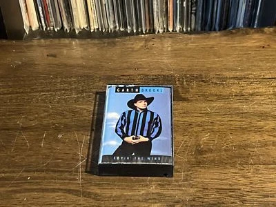Garth Brooks - Ropin' The Wind (Cass, Album, Club, All) (Very Good Plus (VG+)) - - Image 1 of 4