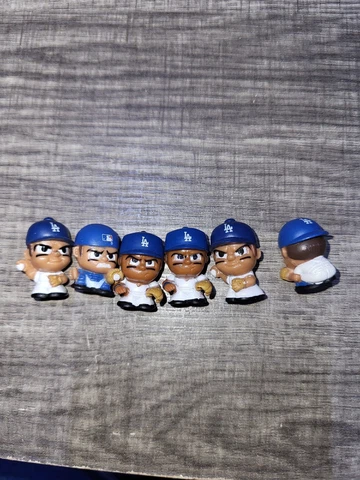 TEENYMATES MLB  FIGURE 1" INCH Los Angeles Dodgers 6pc Cover