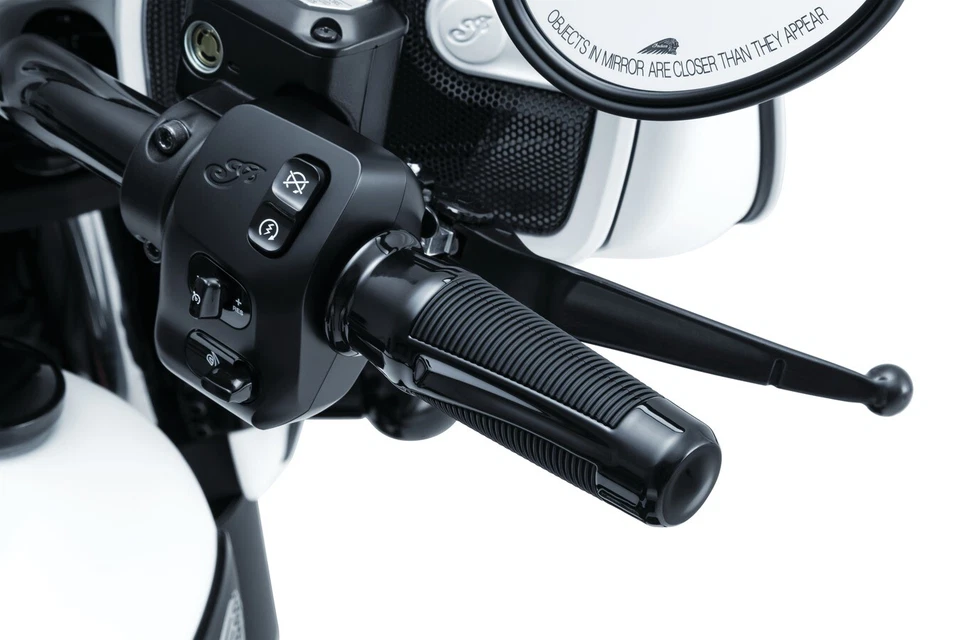 Kuryakyn 5769 幻影握把适用于 '15-'18 印度童子军,光泽黑色 — 第 1/2 张图片