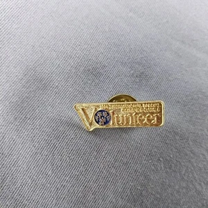 1991 International Special Olympic Games VOLUNTEER Jacket Hat Lapel Pin - Picture 1 of 2