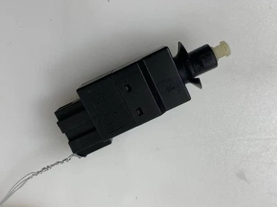 Interruptor de luz de freno para Mercedes Benz w211 w219 E320 E350 E500 E55 AMG 0015454009 Foto 1 de 4