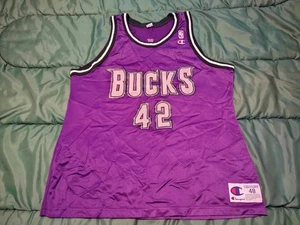 Vintage Vin Baker Mikwaukee Bucks Champion Jersey 48 - Picture 1 of 5