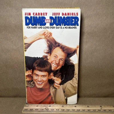 Vintage 1995 Dumb and Dumber VHS Jim Carrey Jeff Daniels Rare - Image 1 of 4