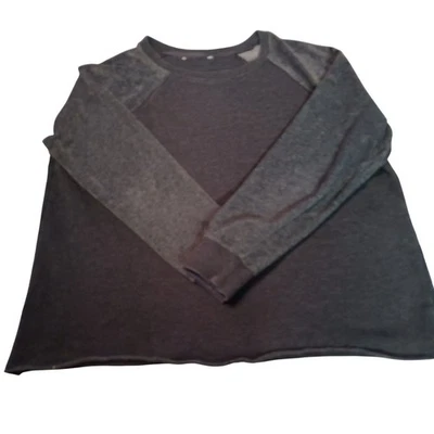 Sudadera raglán manga larga gris oscuro American Eagle Outfitters para mujer Foto 1 de 4